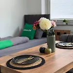 Apartmán Livemore24 - Space In Wlan - Smart-tv - 24-7 Check-in Und Kueche