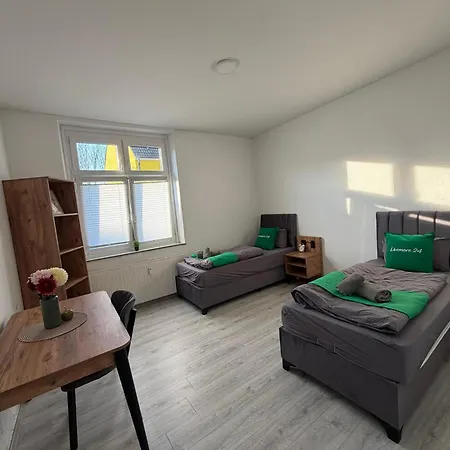 Livemore24 - Space In Wlan - Smart-tv - 24-7 Check-in Und Kueche Oberhausen (North Rhine-Westphalia)