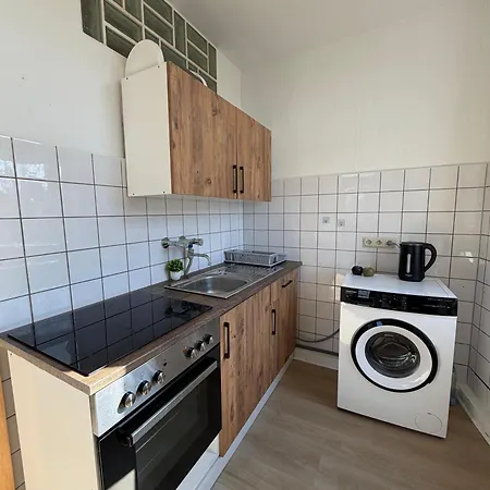 Livemore24 - Space In Wlan - Smart-tv - 24-7 Check-in Und Kueche Appartement Oberhausen (North Rhine-Westphalia)