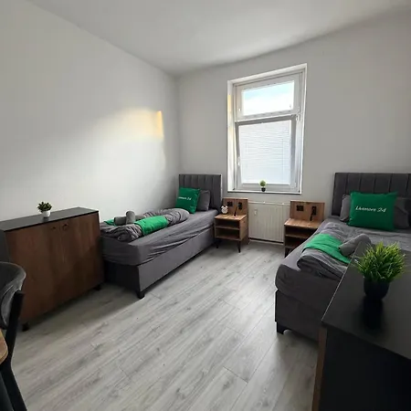 Livemore24 - Space In Wlan - Smart-tv - 24-7 Check-in Und Kueche Apartmán
