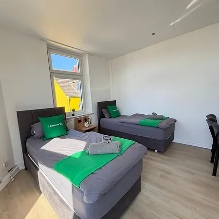 Livemore24 - Space In Wlan - Smart-tv - 24-7 Check-in Und Kueche Apartmán *