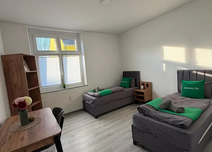 Livemore24 - Space In Wlan - Smart-tv - 24-7 Check-in Und Kueche Oberhausen (North Rhine-Westphalia)