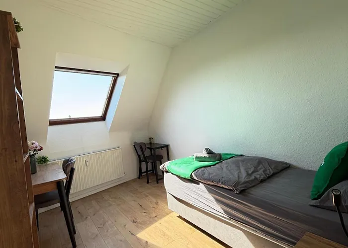 Appartement Livemore24 - Space In Wlan - Smart-tv - 24-7 Check-in Und Kueche Oberhausen (North Rhine-Westphalia)