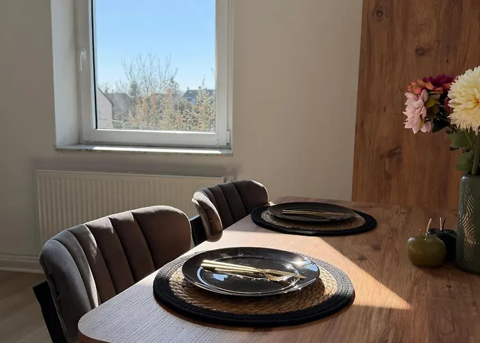 Livemore24 - Space In Wlan - Smart-tv - 24-7 Check-in Und Kueche * Oberhausen (North Rhine-Westphalia)