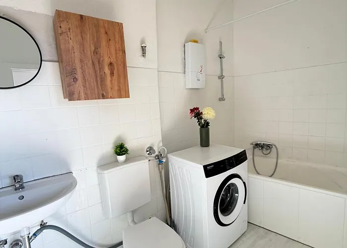 Livemore24 - Space In Wlan - Smart-tv - 24-7 Check-in Und Kueche Appartement Oberhausen (North Rhine-Westphalia)