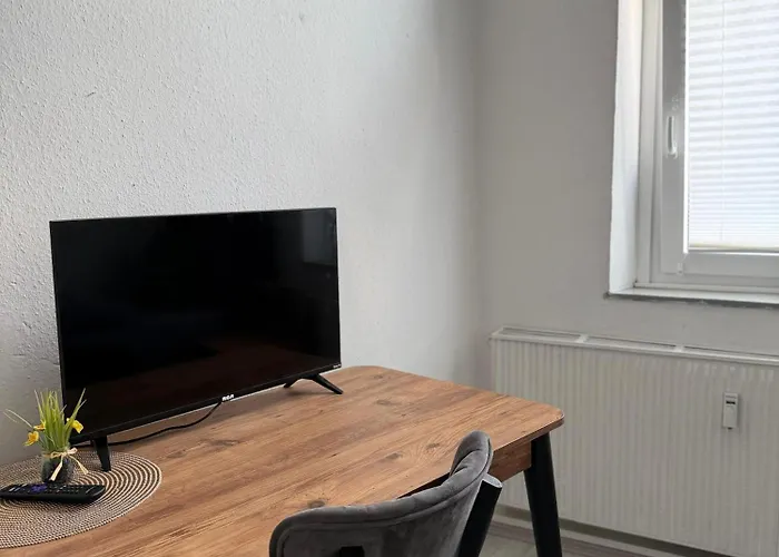 Livemore24 - Space In Wlan - Smart-tv - 24-7 Check-in Und Kueche *