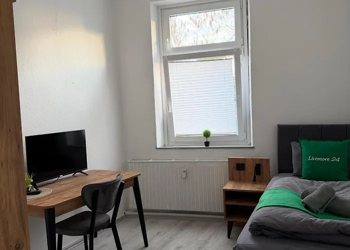 Livemore24 - Space In Wlan - Smart-tv - 24-7 Check-in Und Kueche *