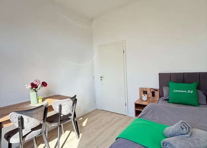Appartement Livemore24 - Space In Wlan - Smart-tv - 24-7 Check-in Und Kueche