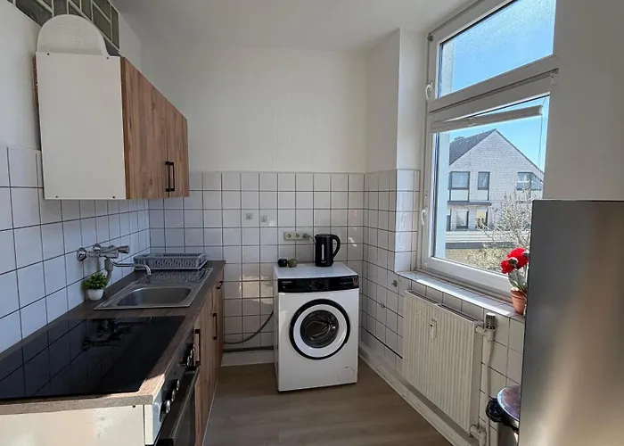 Livemore24 - Space In Wlan - Smart-tv - 24-7 Check-in Und Kueche Oberhausen (North Rhine-Westphalia)