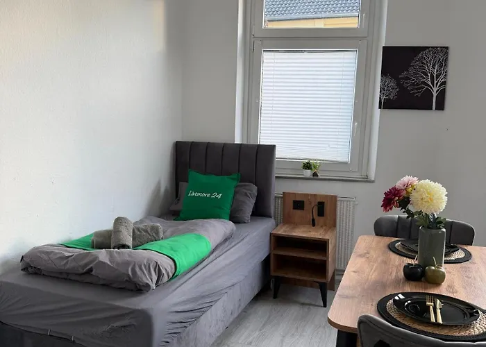 Livemore24 - Space In Wlan - Smart-tv - 24-7 Check-in Und Kueche Appartement